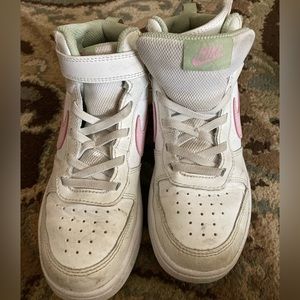 Nike Court Borough Mid sneakers